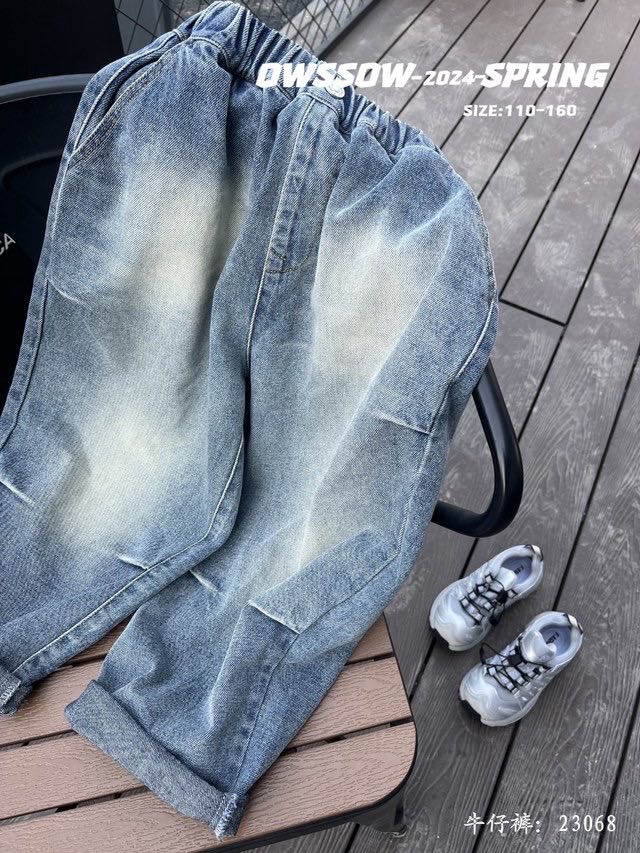 Pleated Light-Wash Jeans