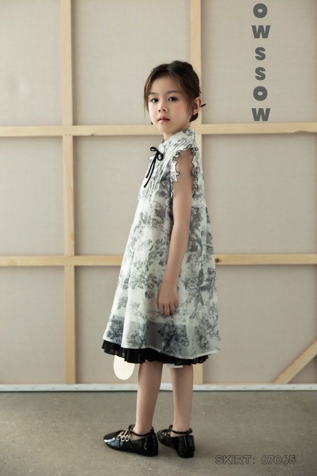 Ink Floral Flutter-Sleeve Dress, Black and white, kids, photo 5 of 6