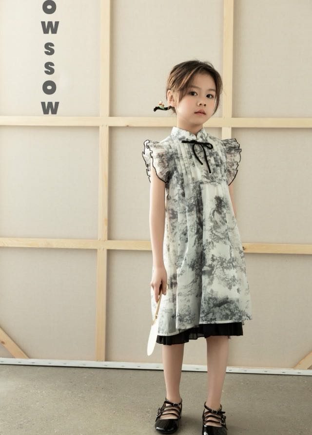 Ink Floral Flutter-Sleeve Dress, Black and white, kids, photo 6 of 6