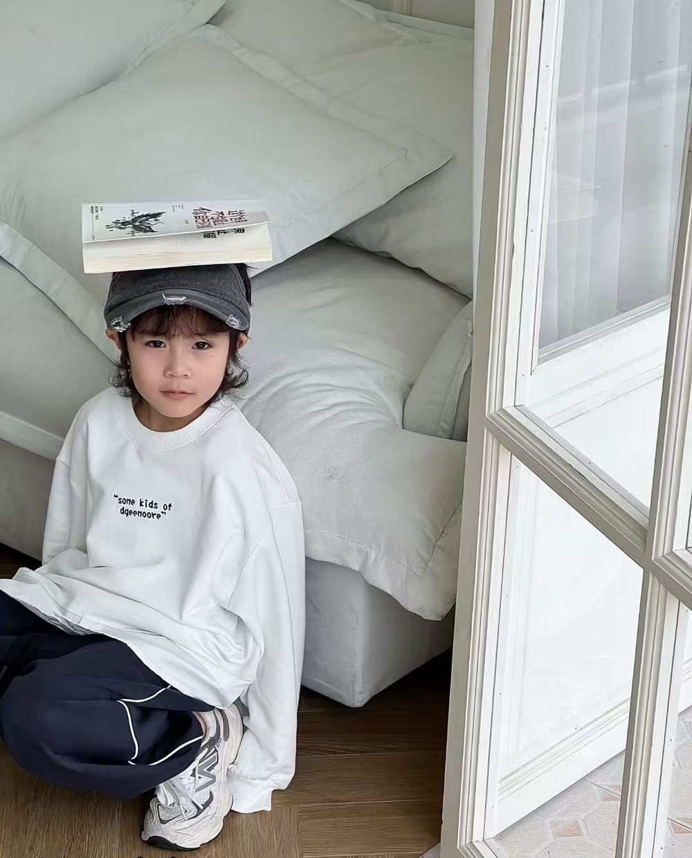 Layered-Hem Sweatshirt, White or Black, kids, photo 4 of 14